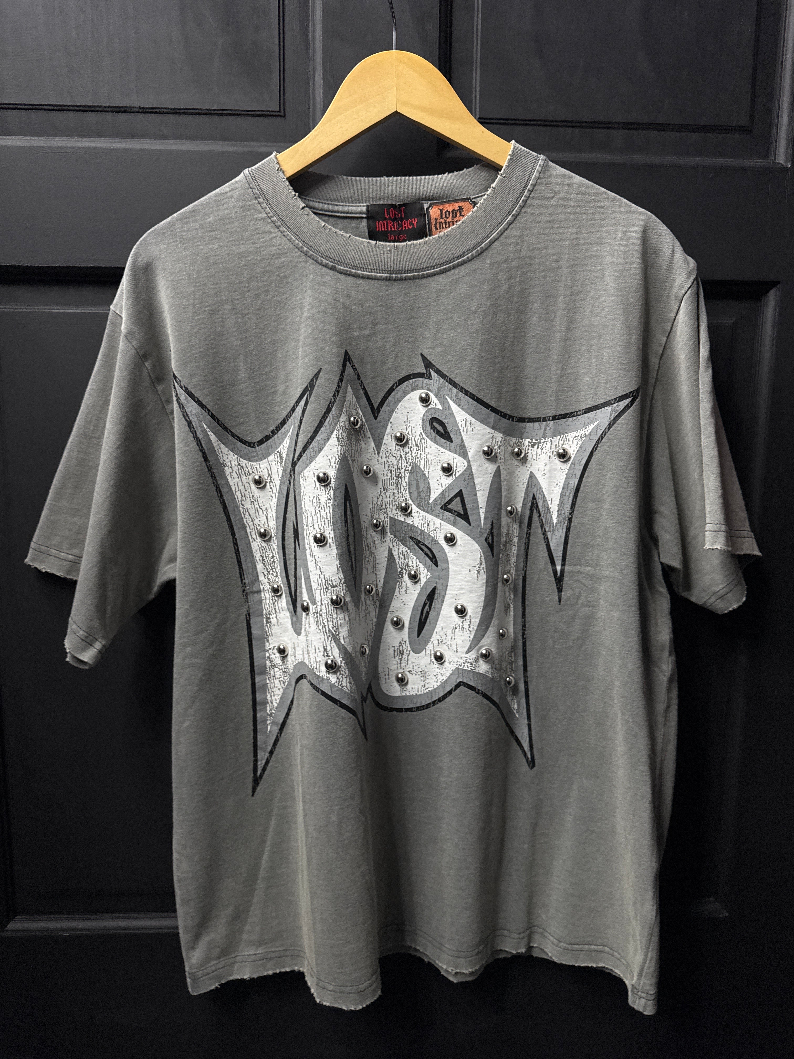 Lost intricacy grey white outline tee large