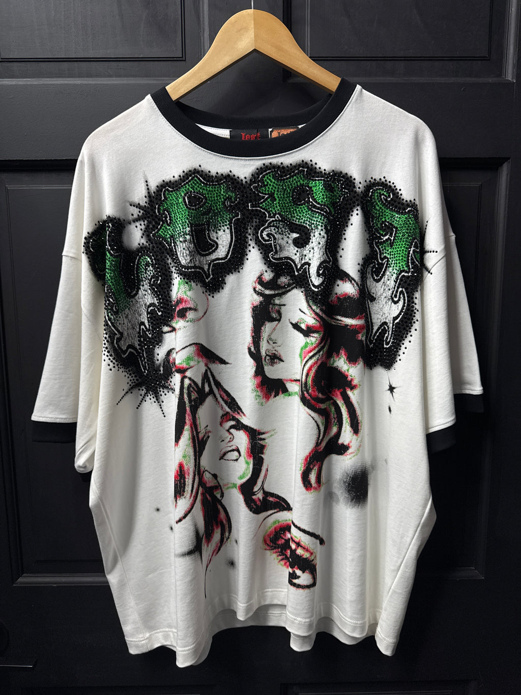 Lost intricacy tee sz XL