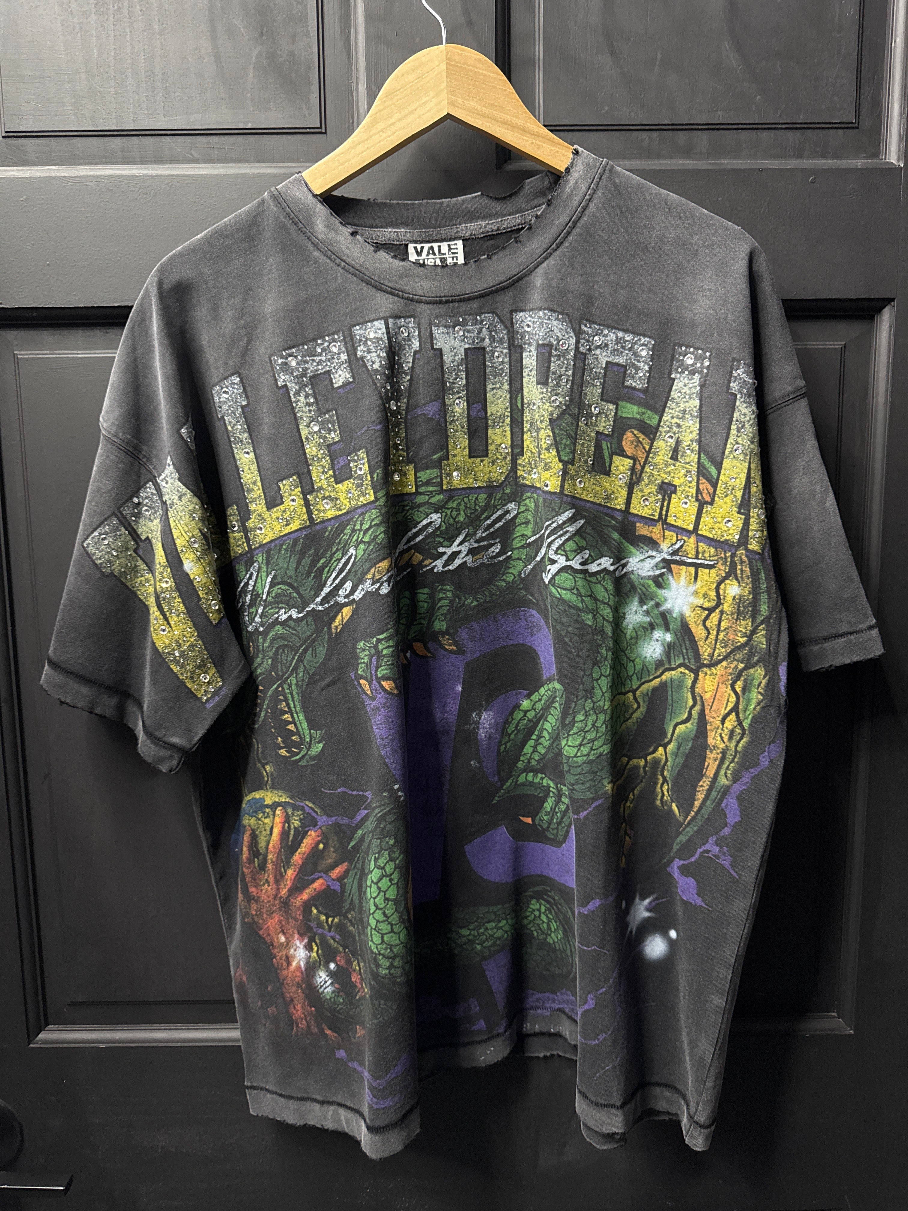 Vale forever dragon tee sz Large