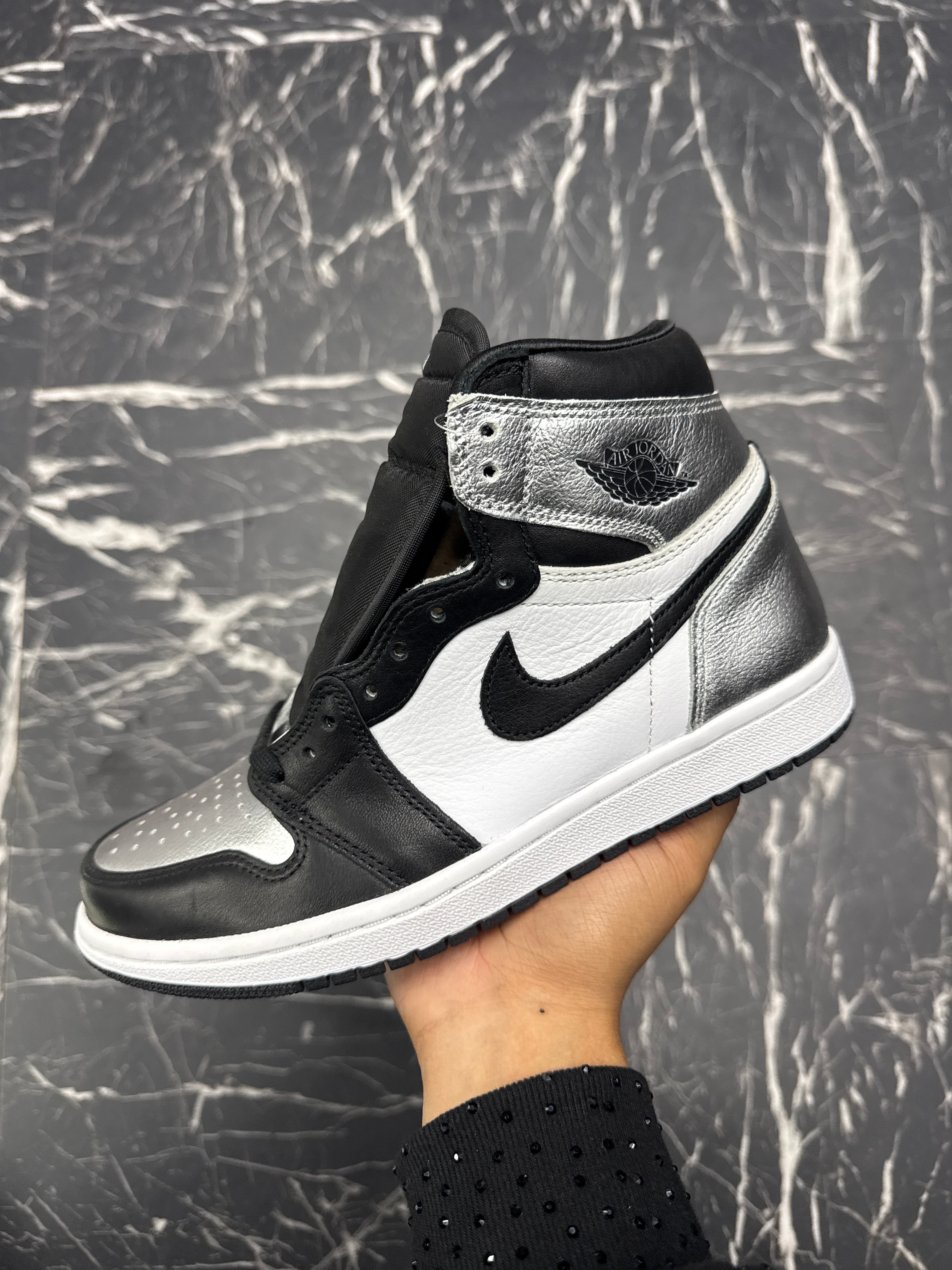Jordan 1 silver toe sz 7w/5.5y