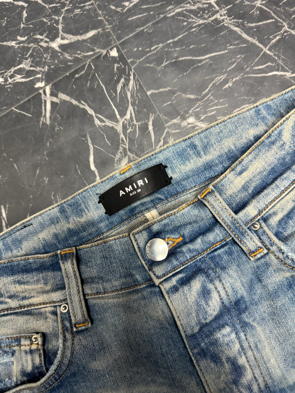 Amiri jeans English logo black patch sz 30 U